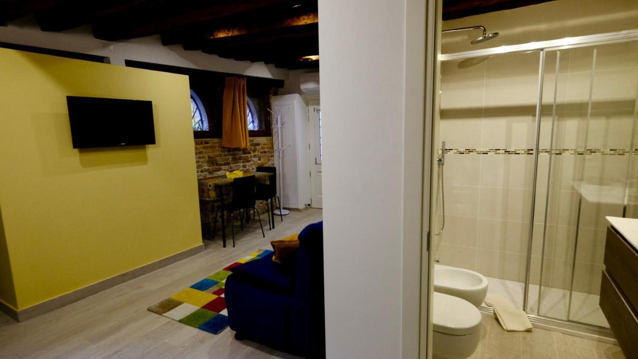 Ca' Nostra Apartment *